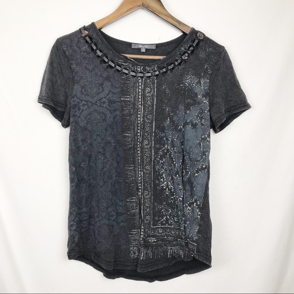Miss Me Dark Gray Distressed Flourish Ribbon Top